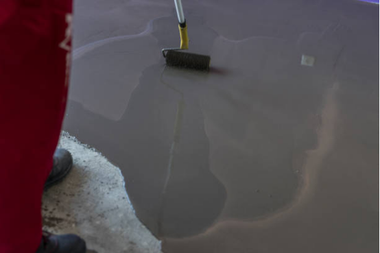 The installation of the garage floor coating is not the end of the process